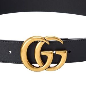 Gucci double G leather belt.